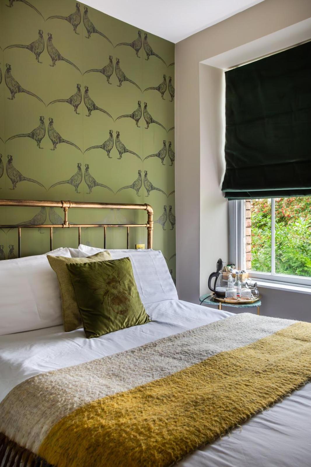 The Prince Of Waterloo - Boutique Guest Rooms 윈퍼드 외부 사진